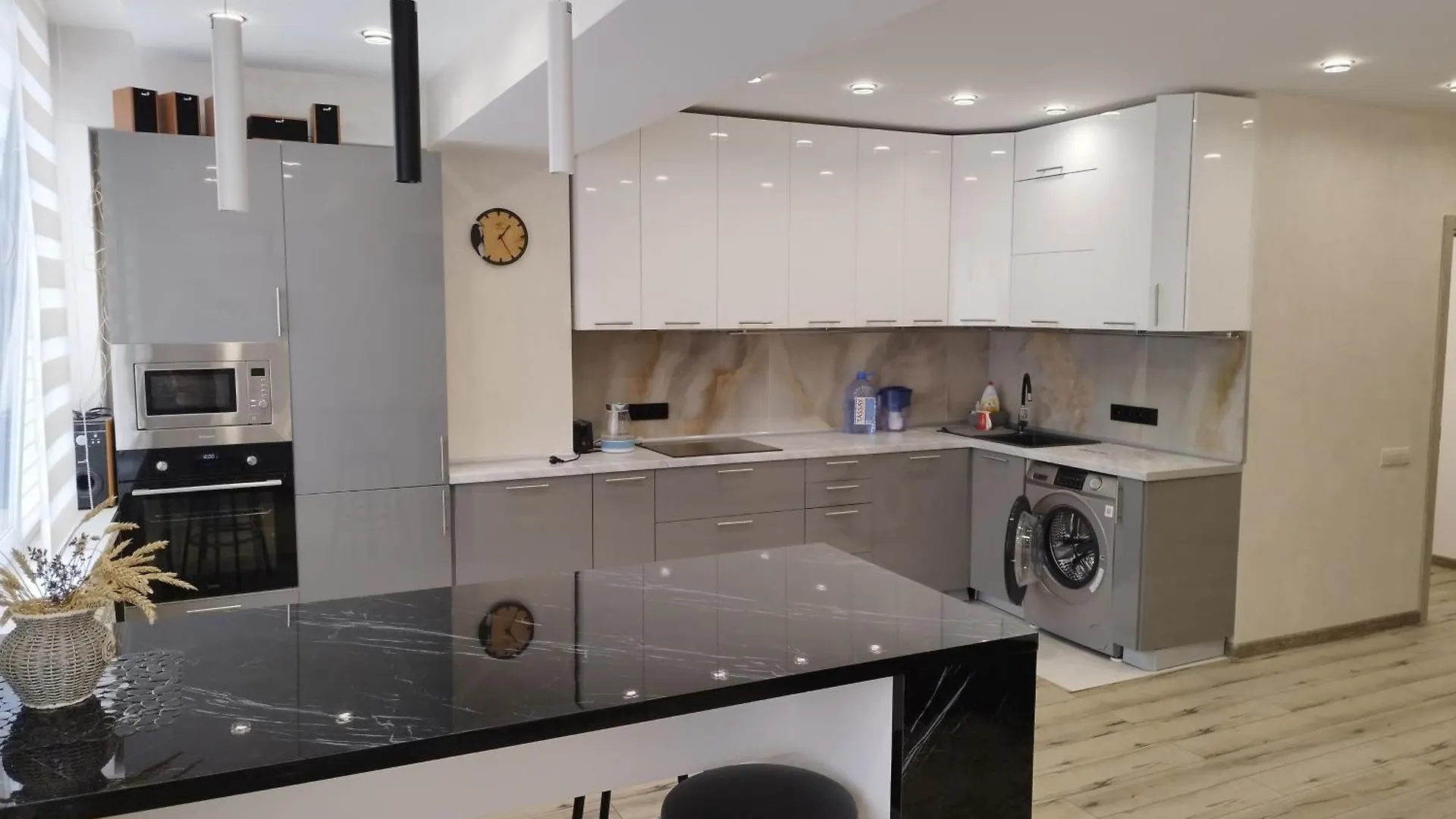 Almaty City Apartment